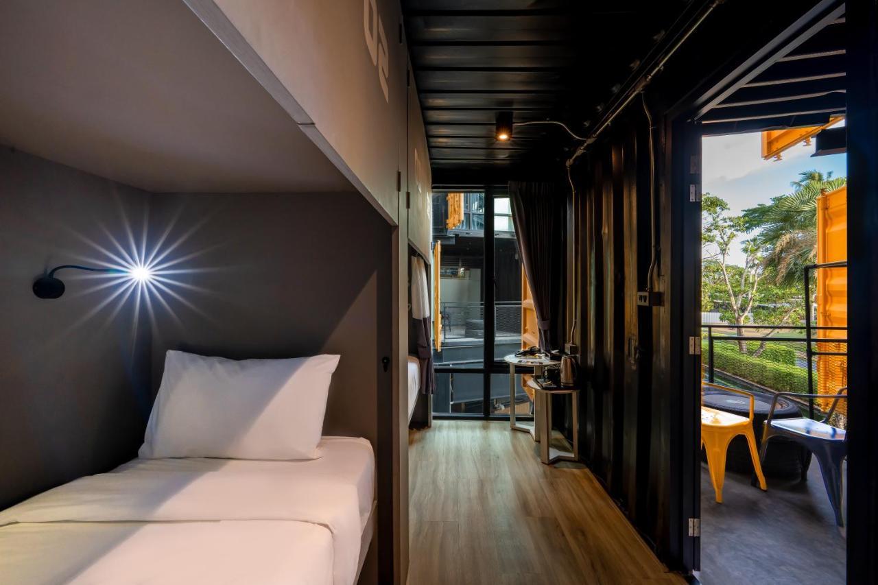 Hivetel Hotel Chalong Eksteriør billede