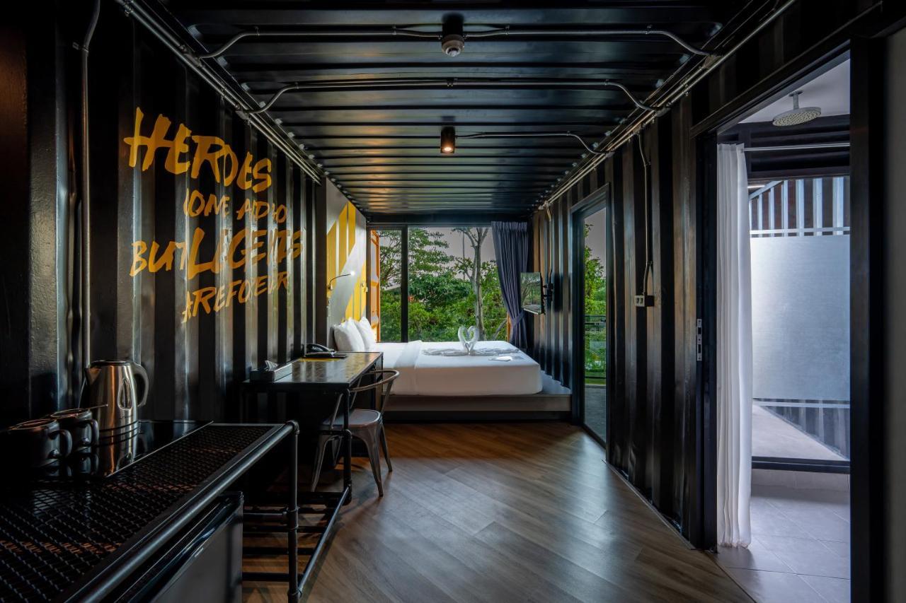 Hivetel Hotel Chalong Eksteriør billede