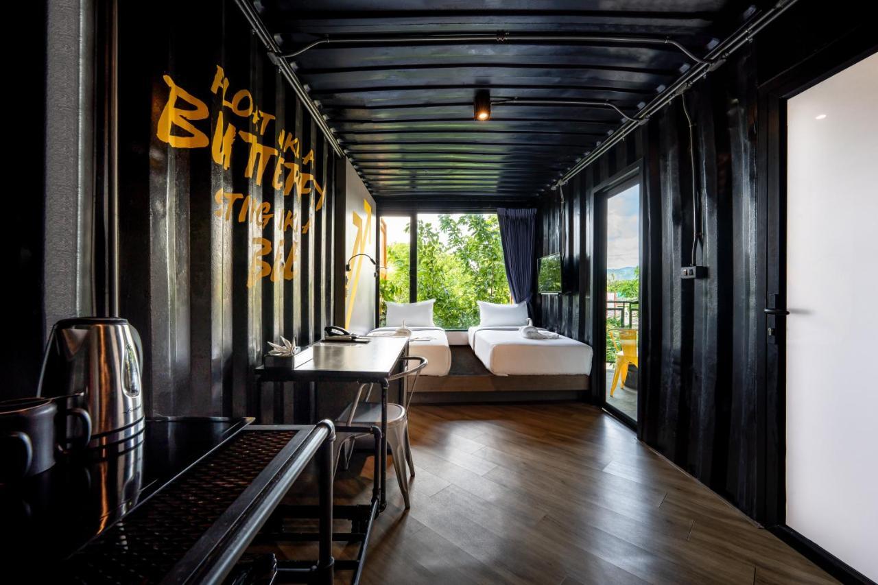 Hivetel Hotel Chalong Eksteriør billede