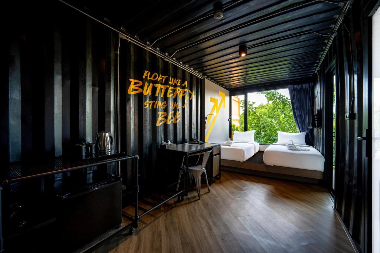 Hivetel Hotel Chalong Eksteriør billede